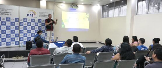 REPRESENTANTES DE ORGANIZACIONES POLÍTICAS RECIBIERON UN TALLER