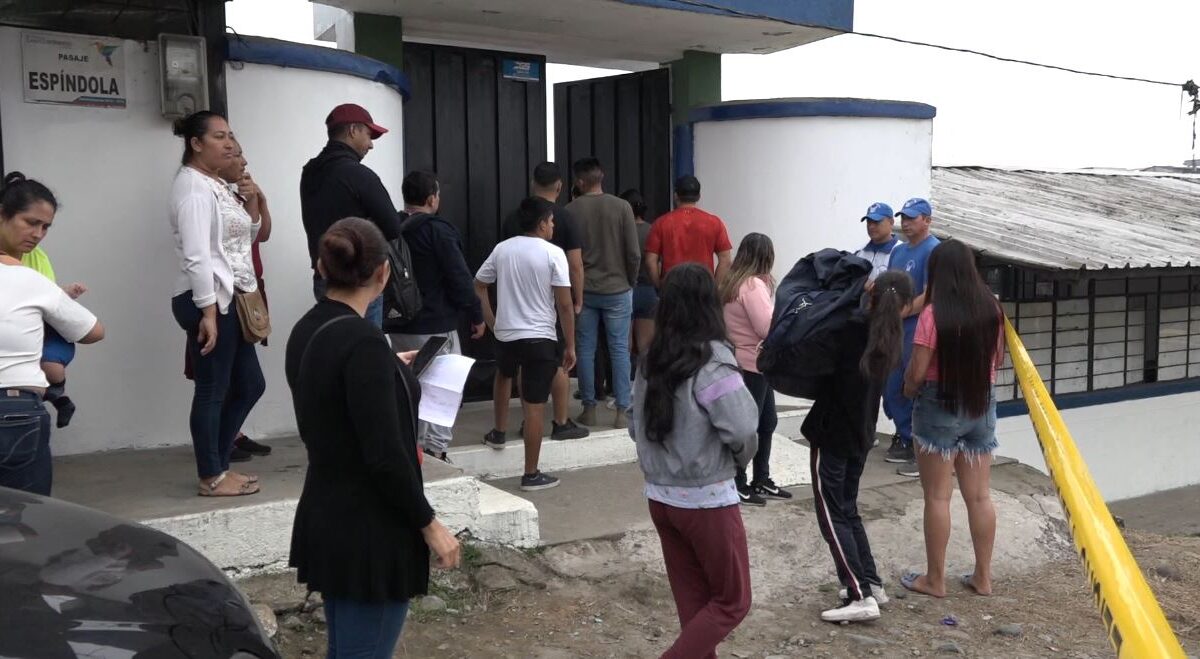 184 JÓVENES SE PREPARAN PARA CONVERTIRSE EN POLICÍAS NACIONALES
