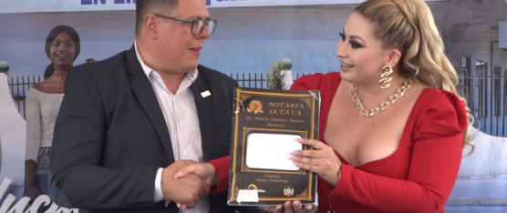 ENTREGA DE ESCRITURAS AL CENTRO DE APOYO DE LA UNEMI EN SANTO DOMINGO