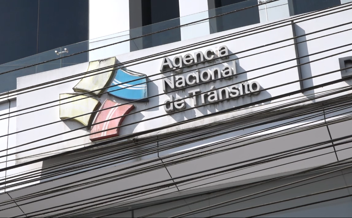 SOLO 25 TURNOS ESTÁ ASIGNANDO LA AGENCIA NACIONAL DE TRÁNSITO DE SANTO DOMINGO DE LOS TSÁCHILAS