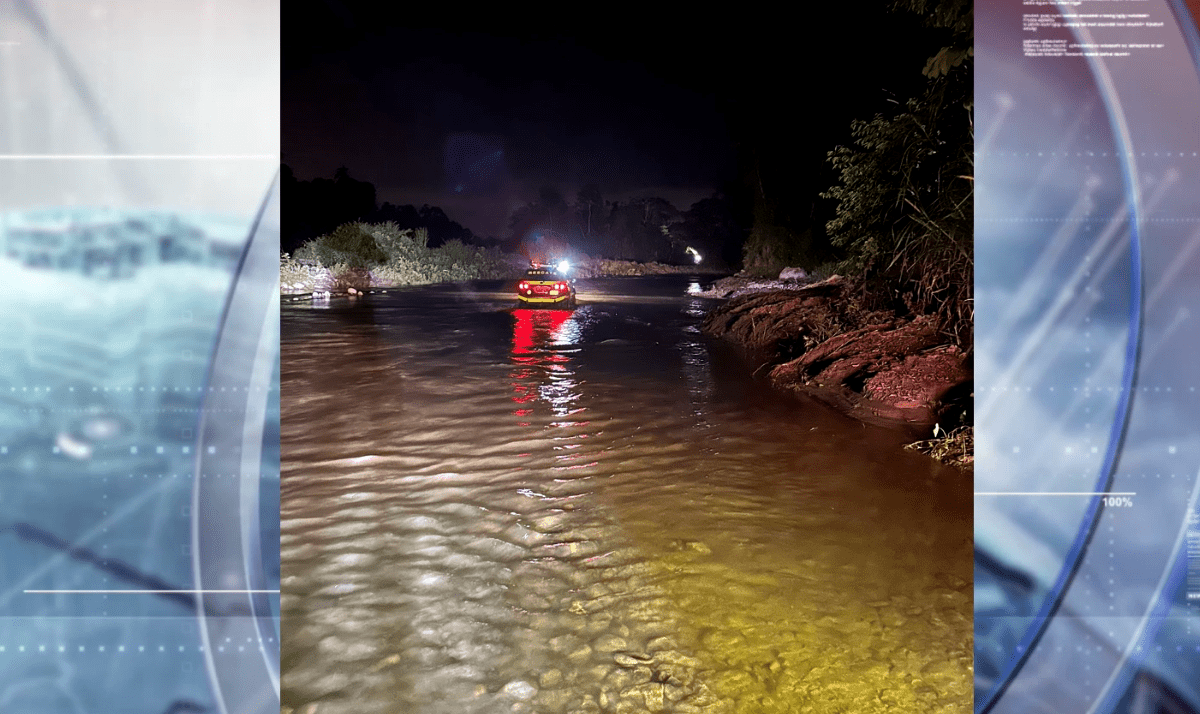 MOMENTOS DE TERROR VIVIERON PERSONAS QUE TRABAJABAN CON MAQUINARIA PESADA EN EL RÍO TOACHI