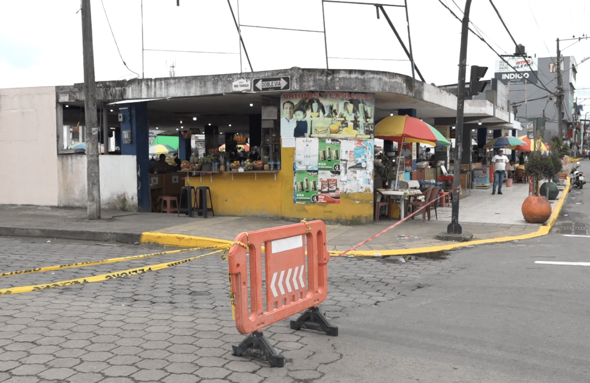 MALESTAR POR EL CIERRE VIAL DE LA AVENIDA TSÁCHILA