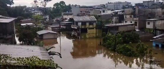 EL BARRIO EL VERGEL FUE UNO DE LOS PUNTOS MÁS AFECTADOS EN SANTO DOMINGO POR LAS LLUVIAS