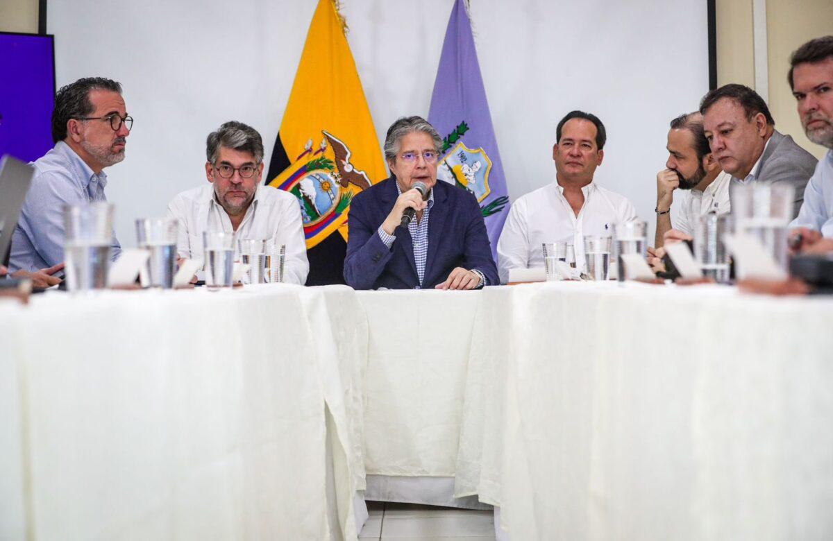 DECLARAN ESTADO DE EXCEPCIÓN EN MANABÍ, LOS RÍOS Y DURÁN