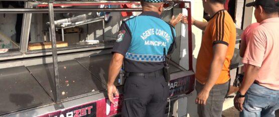 VARIOS VENDEDORES DE LA CALLE AMBATO FUERON RETIRADOS EN SANTO DOMINGO