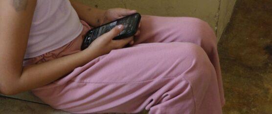 ESPECIALISTAS ADVIERTEN QUE EL USO EXCESIVO DE PANTALLAS PROVOCA DÉFICIT EN EL HABLA EN LOS INFANTES