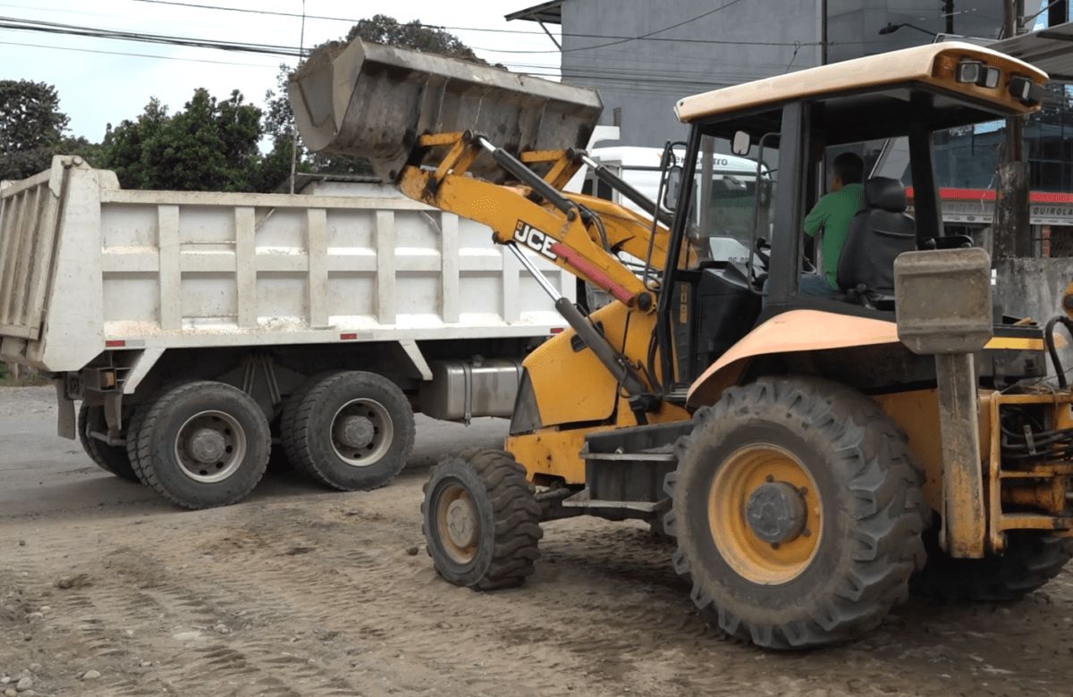 LA EXTRACCIÓN DE PIEDRAS EN EL RÍO BABA HA CAUSADO DAÑOS EN EL MALECÓN