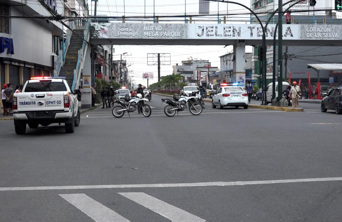 DELINCUENTES ABANDONARON UN ARTEFACTO EXPLOSIVO EN UN NEGOCIO EN SANTO DOMINGO