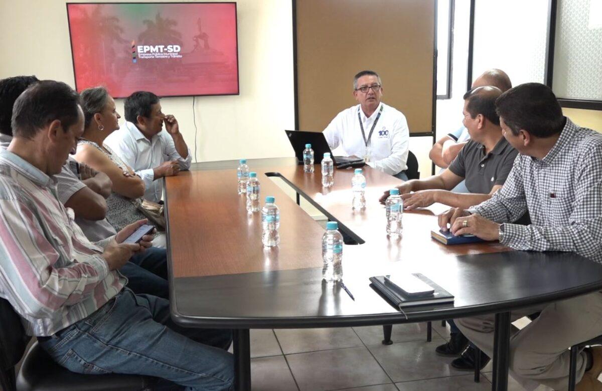 TRANSPORTISTAS SE PRESENTARON EN LA EPMT SD PARA EXPONER SUS QUEJAS POR FUNCIONAMIENTO DE RADARES