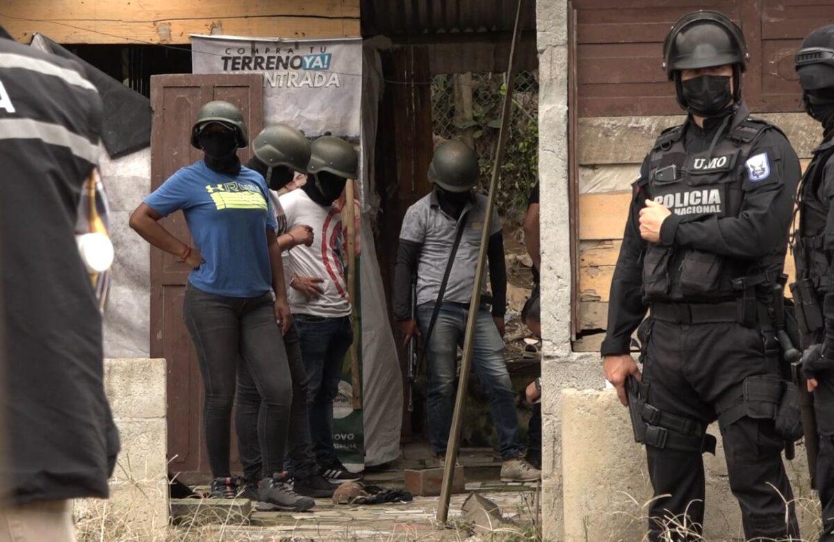 CERCA DE 25 PERSONAS FUERON DETENIDAS EN SANTO DOMINGO DE LOS TSÁCHILAS DURANTE LOS COMICIOS