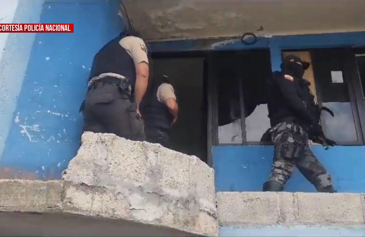CONTINÚAN LOS OPERATIVOS POLICIALES EN SANTO DOMINGO DE LOS TSÁCHILAS