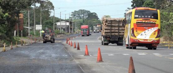 LOS CONDUCTORES EXIGEN SE AGILICE LA AMPLIACIÓN DE LA VÍA QUEVEDO