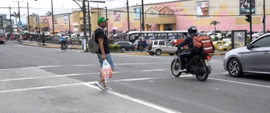 ECUATORIANOS Y EXTRANJEROS BUSCAN SALIR DEL PAÍS POR LA INSEGURIDAD E INESTABILIDAD ECONÓMICA