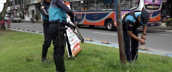 PERSONAS LIMPIAPARABRISAS Y COMERCIANTES AMBULANTES FUERON RETIRADOS DE LAS CALLES DE SANTO DOMINGO