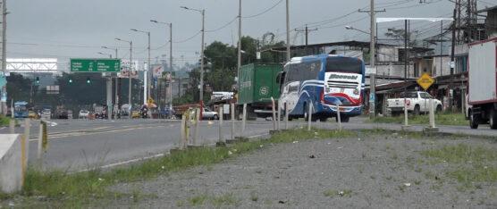 UNA VEZ MÁS QUEDÓ PARALIZADA LA AMPLIACIÓN A 4 CARRILES DEL TRAMO KFC – SUEÑO DE BOLÍVAR