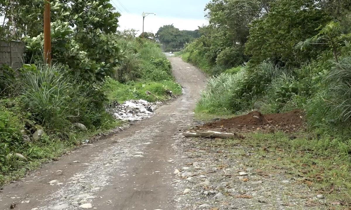 LA CALLE FRAKLIN PALLO SE HA CONVERTIDO EN UN BOTADERO CLANDESTINO EN SANTO DOMINGO