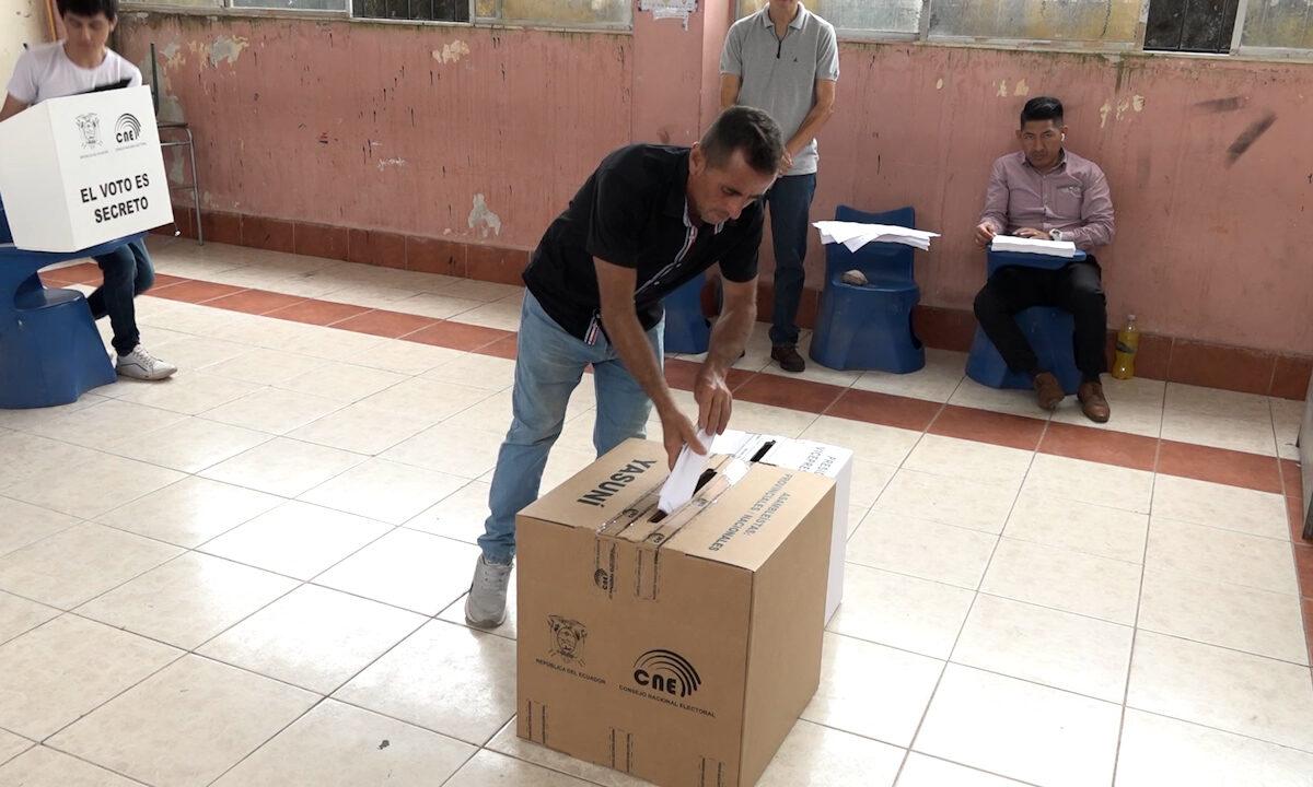 MULTAS PARA QUIENES NO ACUDAN A SUFRAGAR O INTEGRAR MESAS ELECTORALES