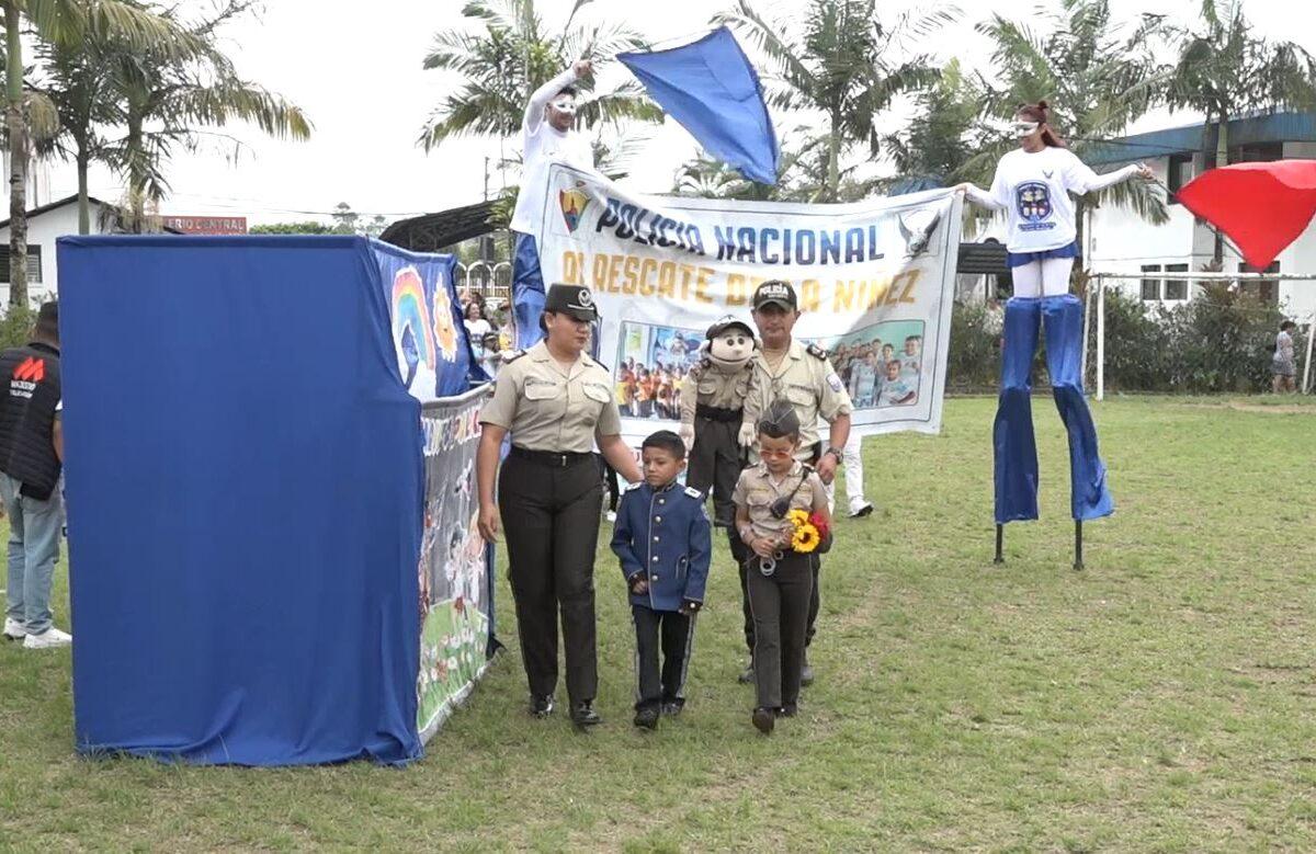 “PAQUITO POLICÍA, AL RESCATE DE LA NIÑEZ DE SANTO DOMINGO”