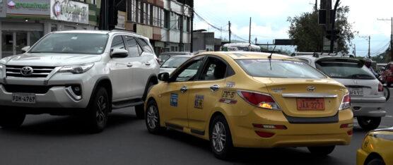 CONDUCTORES REPORTAN DAÑOS CONSTANTES EN LAS INTERSECCIONES SEMAFÓRICAS DE SANTO DOMINGO