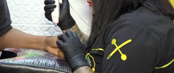 DEMANDA DE TATUAJES A DISMINUIDO POR TEMOR A SER CONFUNDIDOS CON DELINCUENTES