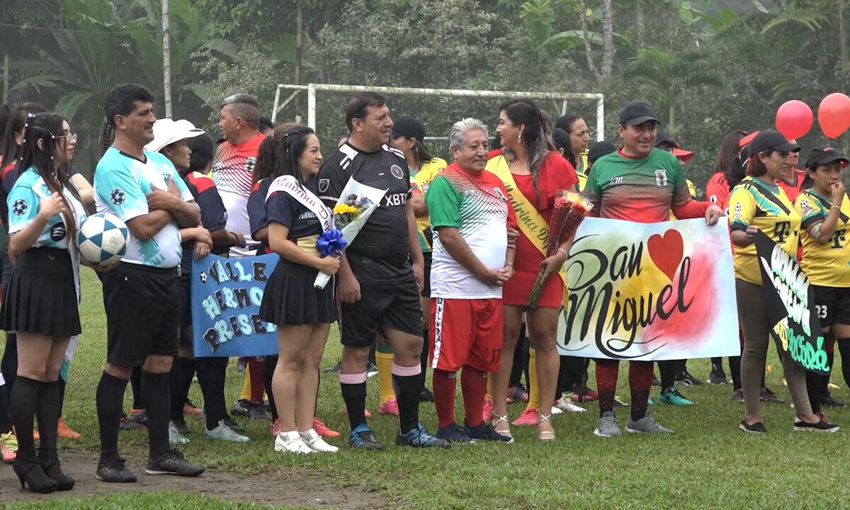41 EQUIPOS DEPORTIVOS DE 28 UNIDADES EDUCATIVAS DE SANTO DOMINGO PARTICIPAN EN  TORNEO DE FULBITO