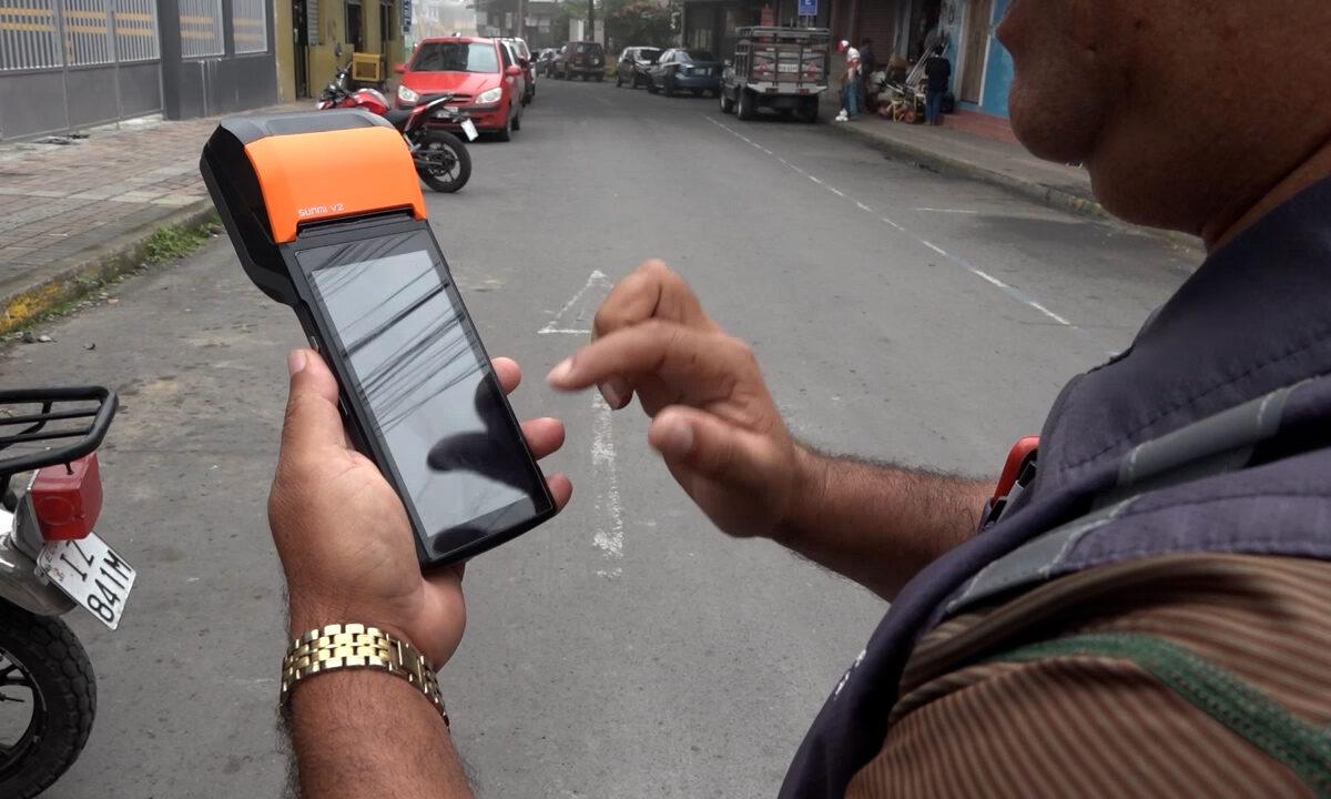 NUEVAMENTE IMPAGOS SE ENCUENTRAN QUIENES LABORAN EN LAS ZONAS AZULES DE SANTO DOMINGO