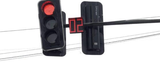 4 CONTADORES HAN SIDO COLOCADOS JUNTO A LOS SEMÁFOROS DE ALGUNAS VÍAS ESTATALES DE SANTO DOMINGO