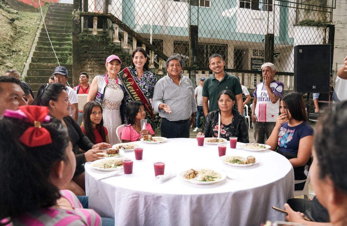 DOS MIL ALMUERZOS SOLIDARIOS