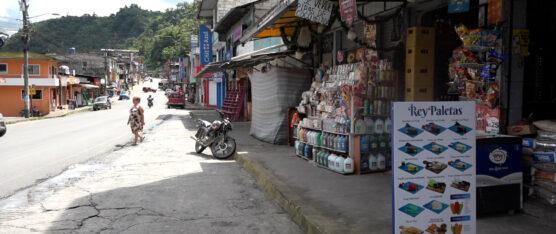 NULO COMERCIO EN ALLURIQUÍN