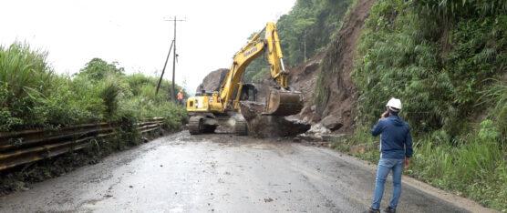 VÍA ALÓAG – SANTO DOMINGO CONTINÚA CERRADA