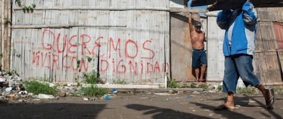 26% DE ECUATORIANOS VIVEN EN LA POBREZA