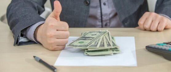 GOBIERNO NACIONAL PAGA DEUDAS A PREFECTURAS EN BONOS