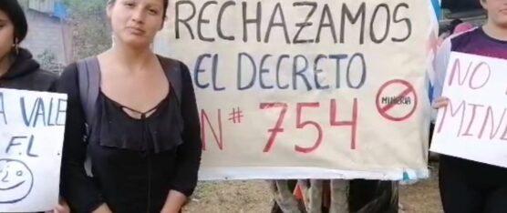 HABITANTES DE SANTO DOMINGO DE LOS TSÁCHILAS RESPALDAN A GRUPOS ANTIMINEROS