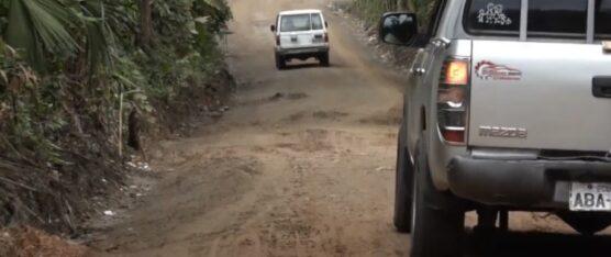 VÍA ANTIGUA LA CONCORDIA DETERIORADA POR EXCESIVO PASO VEHICULAR