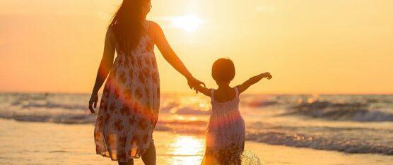 MÁS DEL 50% DE MUJERES EN ECUADOR ES MAMÁ