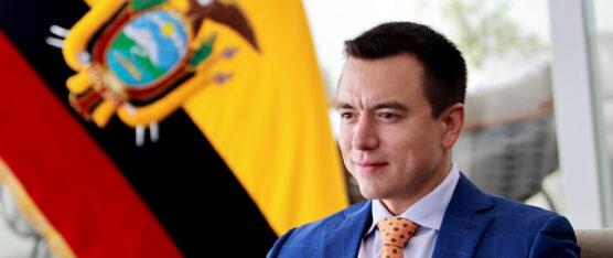 NOBOA QUIERE QUE LA PROCURADURÍA DEFINA SI DEBE O NO PEDIR LICENCIA PARA LA CAMPAÑA ELECTORAL