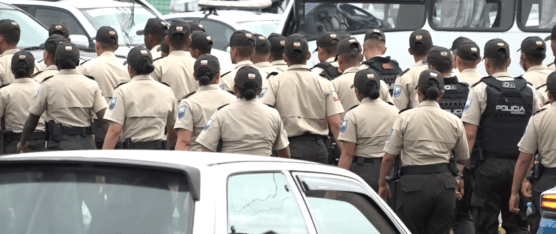 97 PLANTELES DENTRO DEL PROGRAMA “ESCUELAS SEGURAS” EN SANTO DOMINGO DE LOS TSÁCHILAS