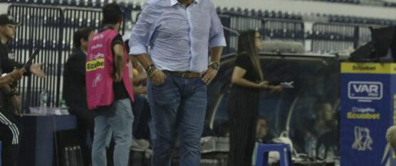 EMELEC SIN DIRECTOR TÉCNICO EL RESTO DE LA LIGA PRO