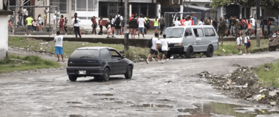 CALLE ALBERTO COLOMA EN PÉSIMAS CONDICIONES