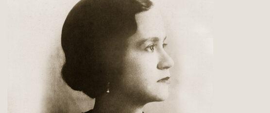 HOMENAJE A MATILDE HIDALGO