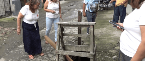 SOCAVÓN PONE EN RIESGO A LOS VECINOS DE LOS ROSALES, TERCERA ETAPA