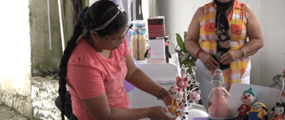 FERIA DE EMPRENDEDORES QUE SON BENEFICIARIOS DEL BONO