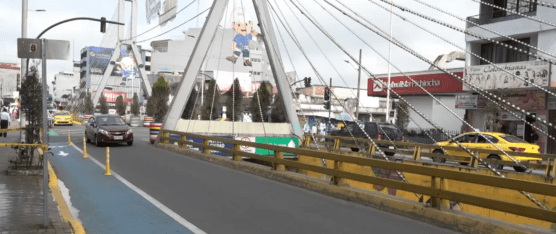 COMERCIO DEL SECTOR DE LA VIRGEN Y DE LA AV. QUITO CAYERON POR PASOS DEPRIMIDOS