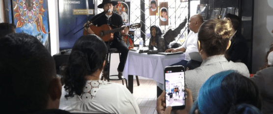 RECITAL DE POESÍA EN ACRÓPOLIS