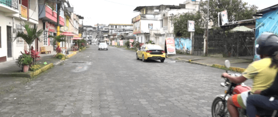 CALLE LA CAROLINA ESTÁ DETERIORADA