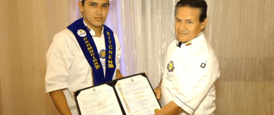 200 ARTESANOS SE GRADUARON EN SANTO DOMINGO