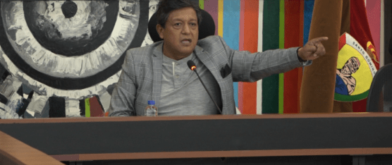 DUEÑOS DE NEGOCIOS PERJUDICADOS POR EL CIERRE VIAL