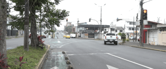 EL TRÁNSITO SE VUELVE UN CAOS DURANTE LOS APAGONES