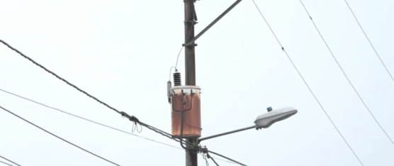 EN LA COOP. SANTA MARTHA SECTOR 5 TIENEN PROBLEMAS CON EL SISTEMA DE ENERGÍA ELÉCTRICA