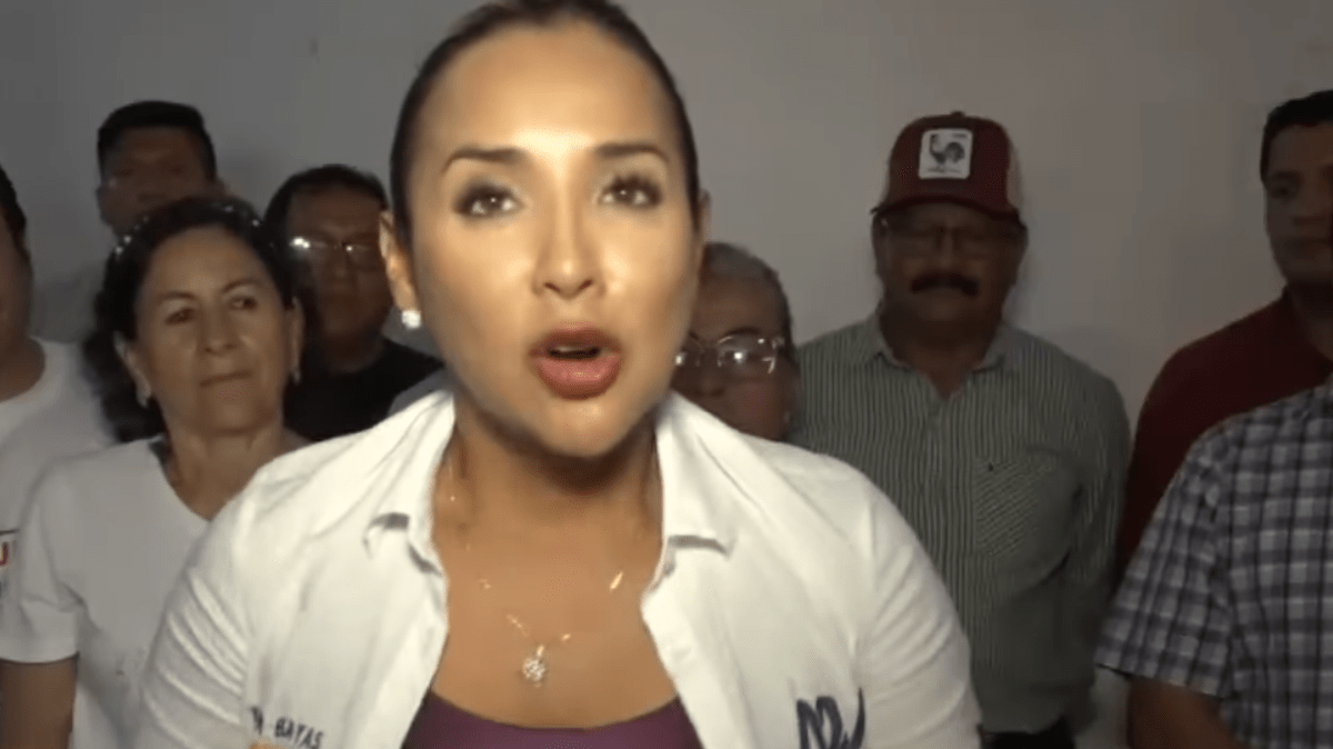 EL COLECTIVO ACCIÓN HUMANISTA MOSTRÓ SU APOYO A YADIRA BAYAS